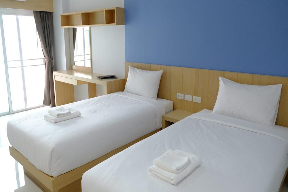 Charisma Residence Rayong Esterno foto