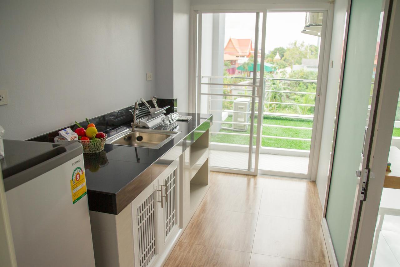 Charisma Residence Rayong Esterno foto